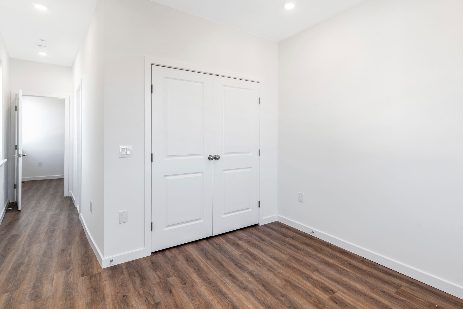 Omega Realty Group 54th STREET MANOR Philadeliphia, PA