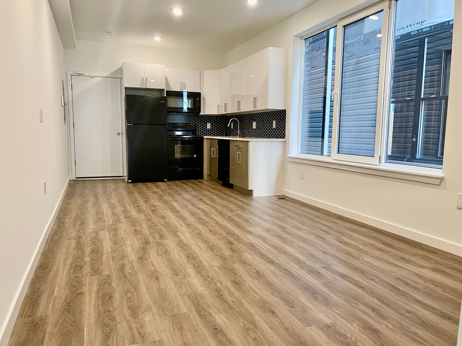 Omega Realty Group 54th STREET MANOR Philadeliphia, PA