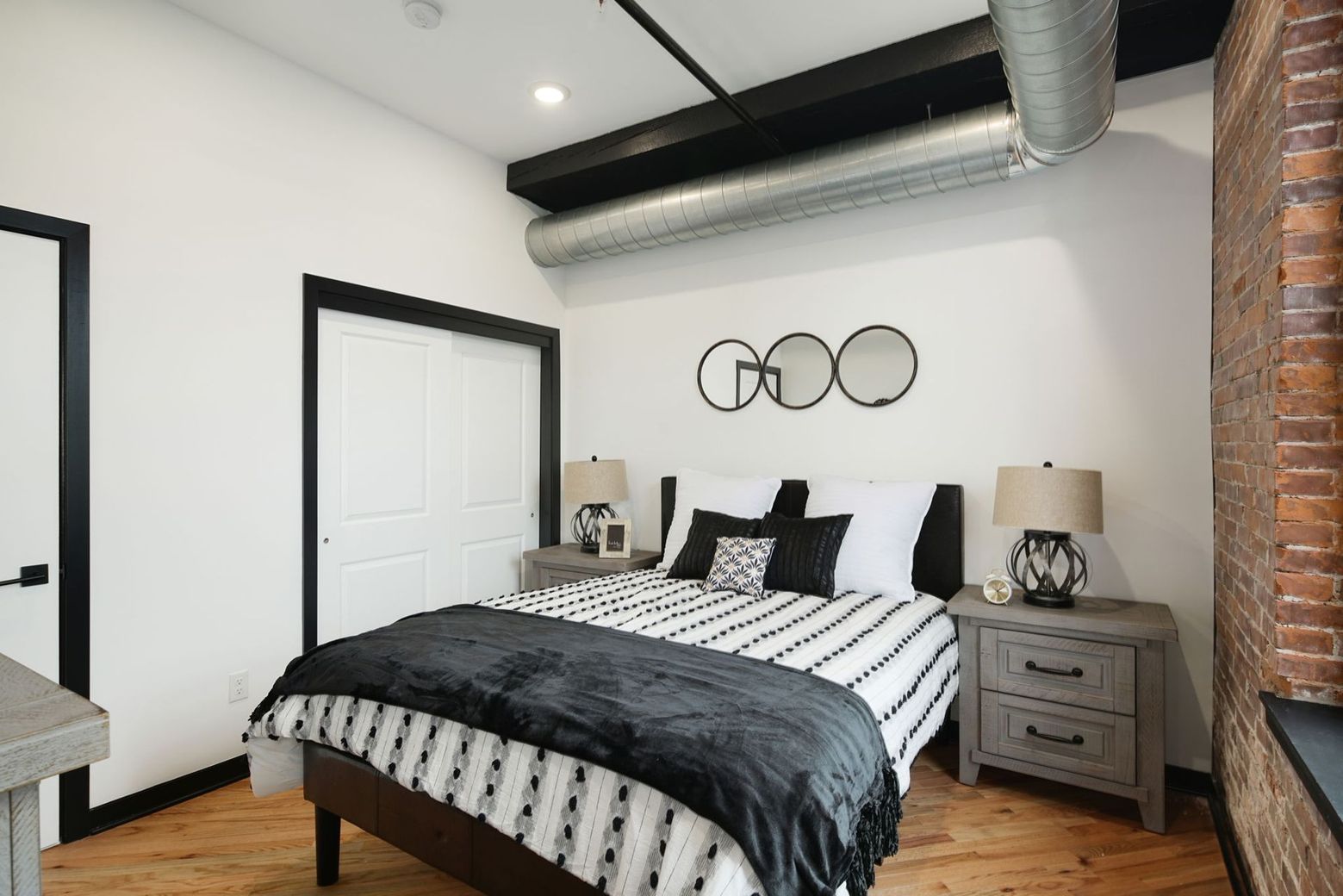 interior photo of bedroom - click to view our management services