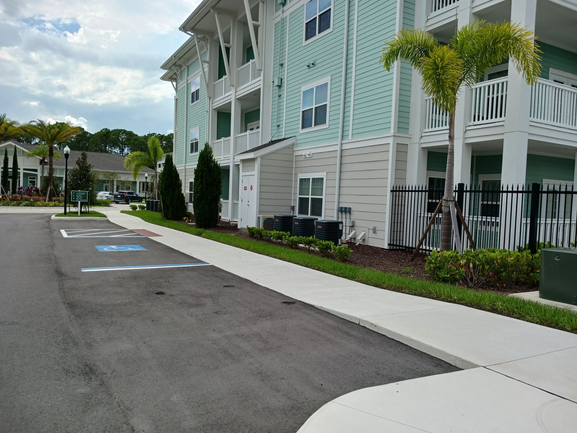 Community Landscaping Gallery Lutz, FL Crowder's Landscaping