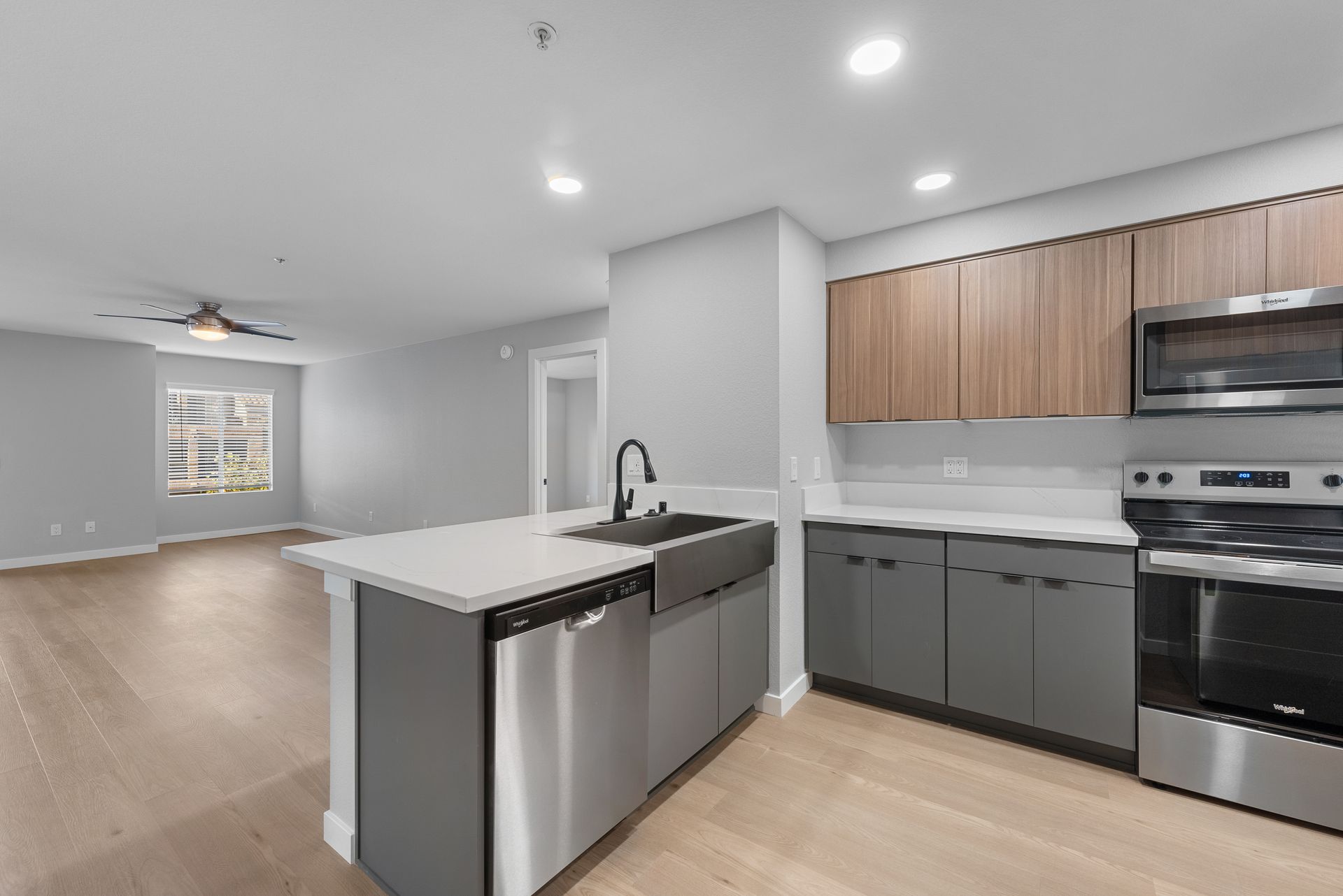 The Grand Costa Mesa | Luxury Apartments in Costa Mesa - Luxury Condo Properties In Costa Mesa