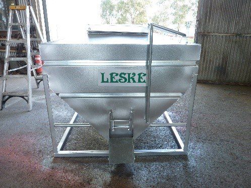 Bag Ute Mounted Bin - Shea-Oak Log, SA - Leske Engineering