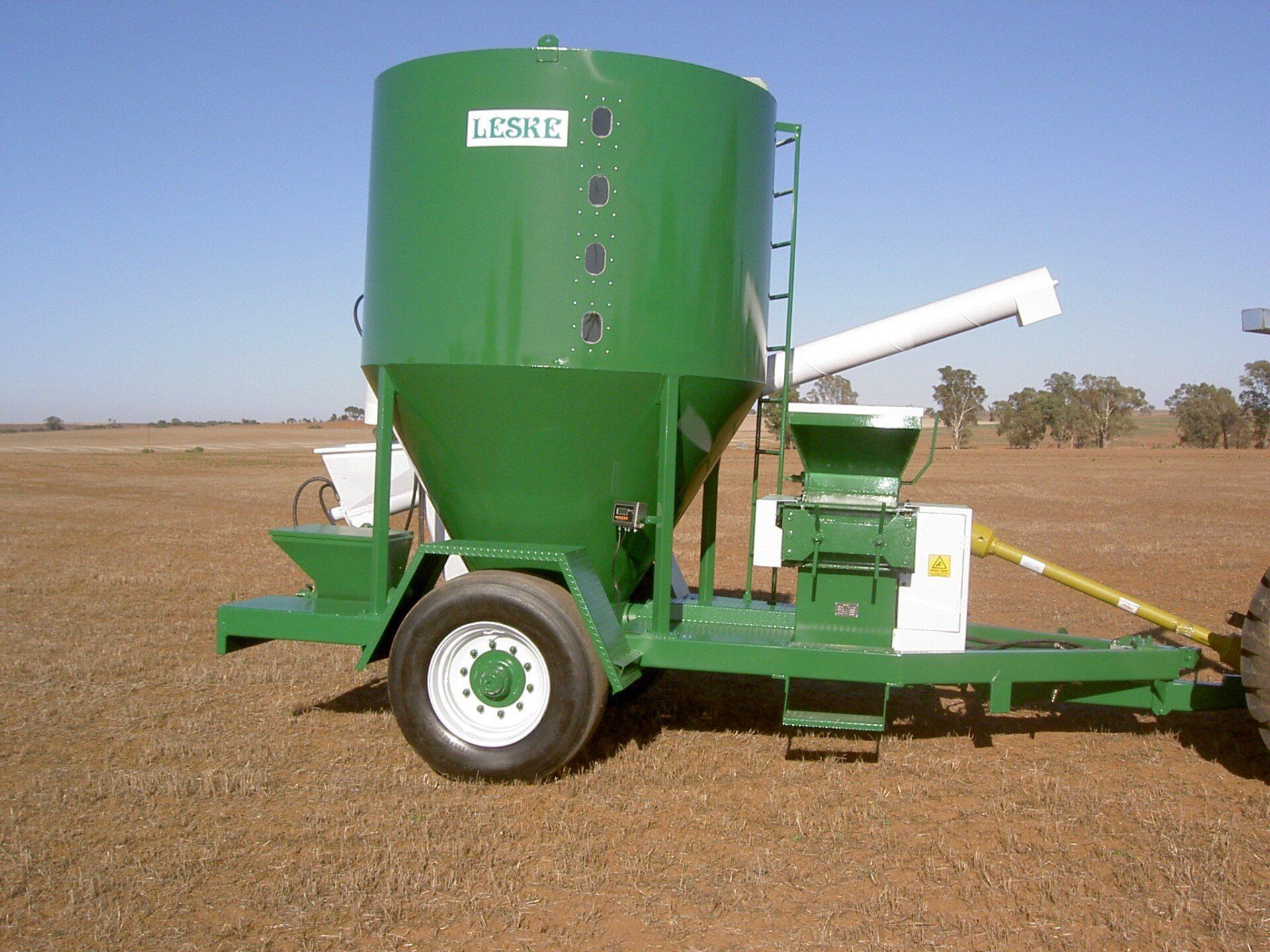 Mill Mixer with Scales Standard - Shea-Oak Log, SA - Leske Engineering