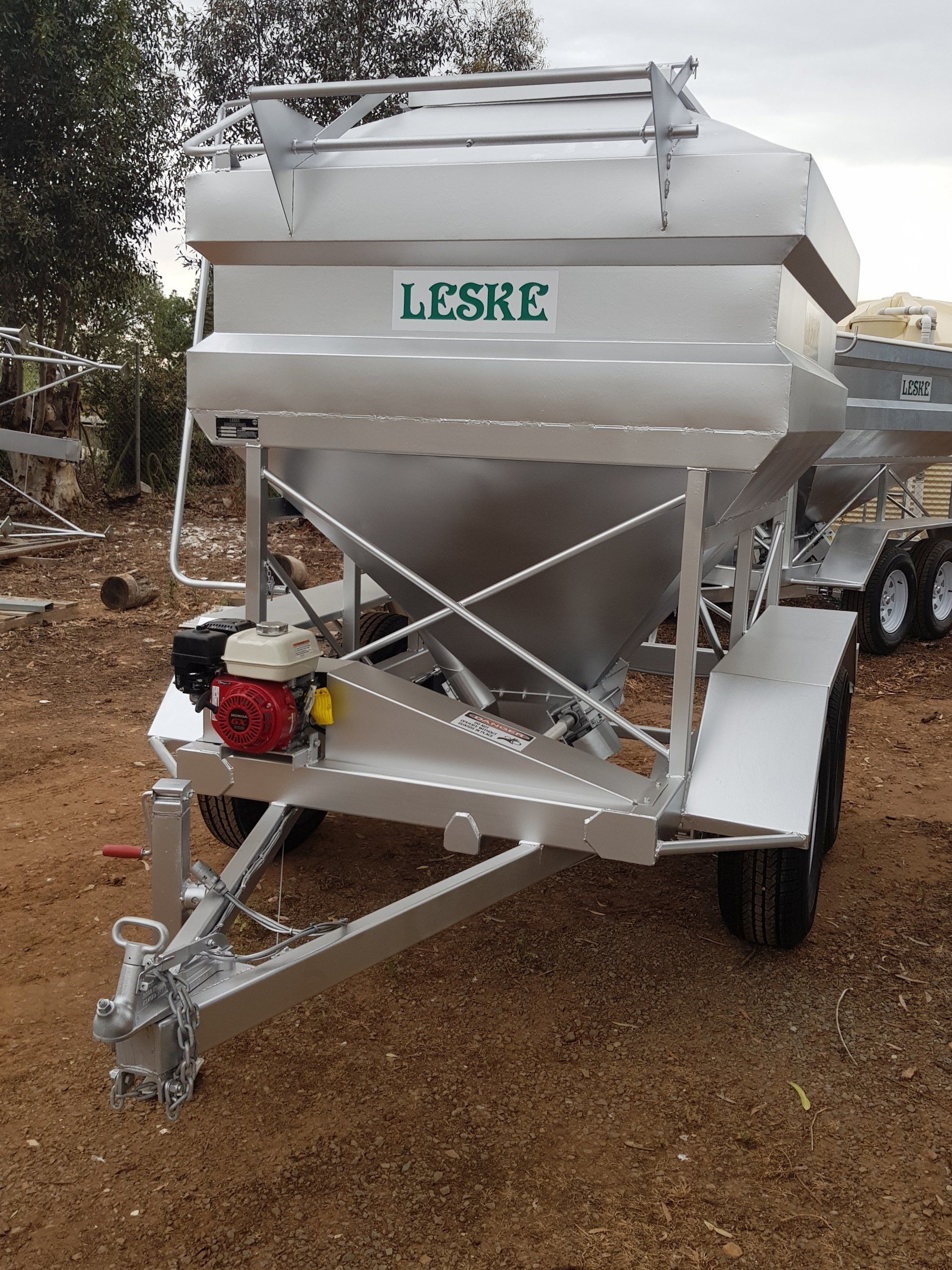 Feeder Bins - Shea-Oak Log, SA - Leske Engineering