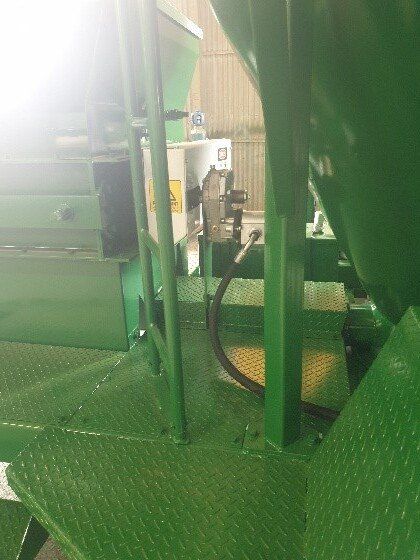 On-Board Hydraulic System Close-Up - Shea-Oak Log, SA - Leske Engineering