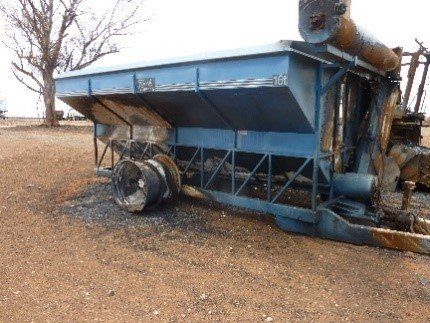 Blue Sand Blasting Machine - Shea-Oak Log, SA - Leske Engineering