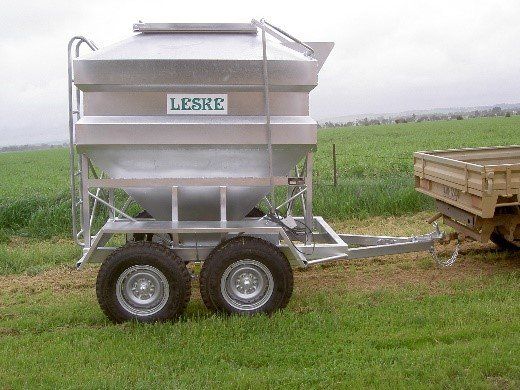 Trailing Feed Out Bin With Auger - Shea-Oak Log, SA - Leske Engineering