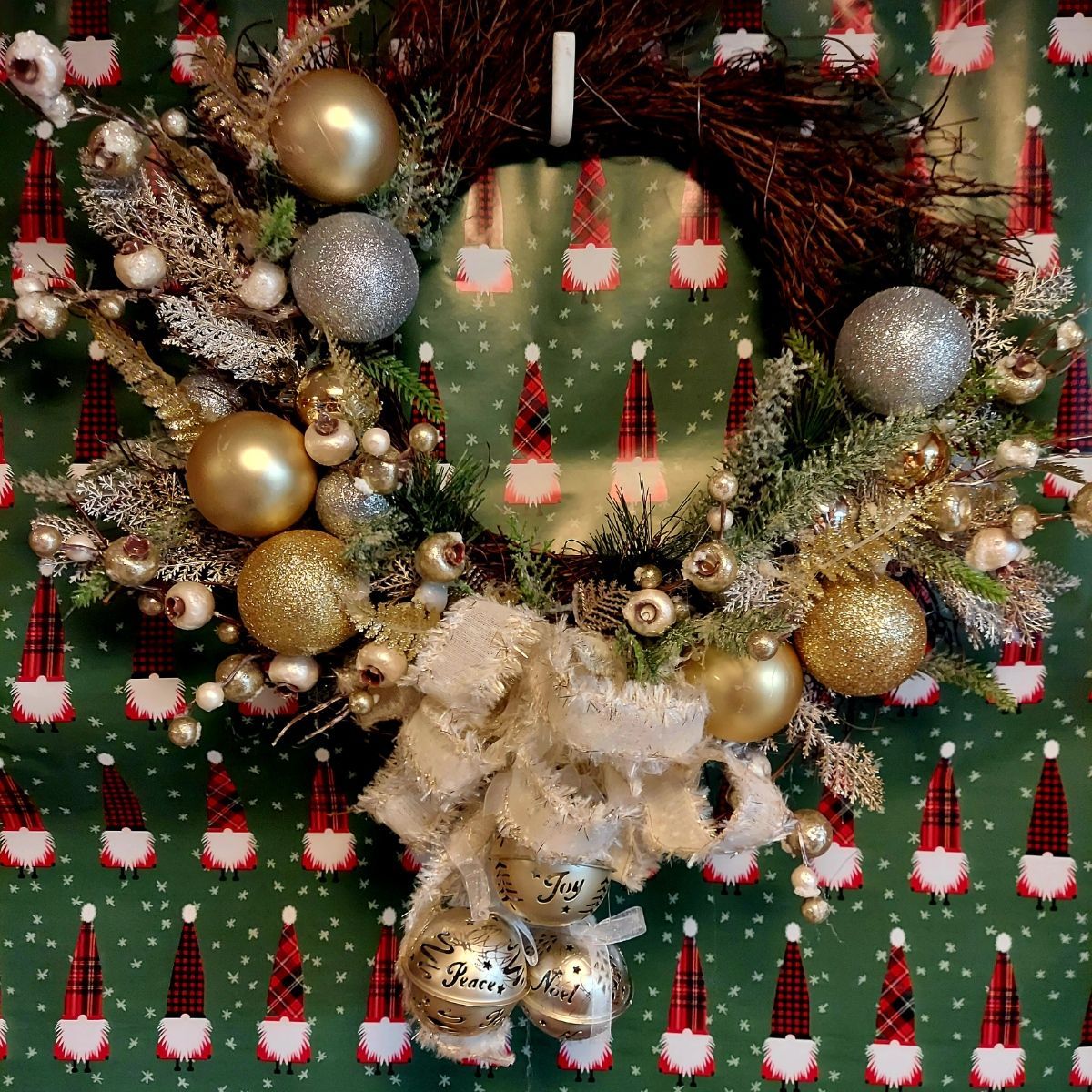 Gold and Silver Winter Wonderland