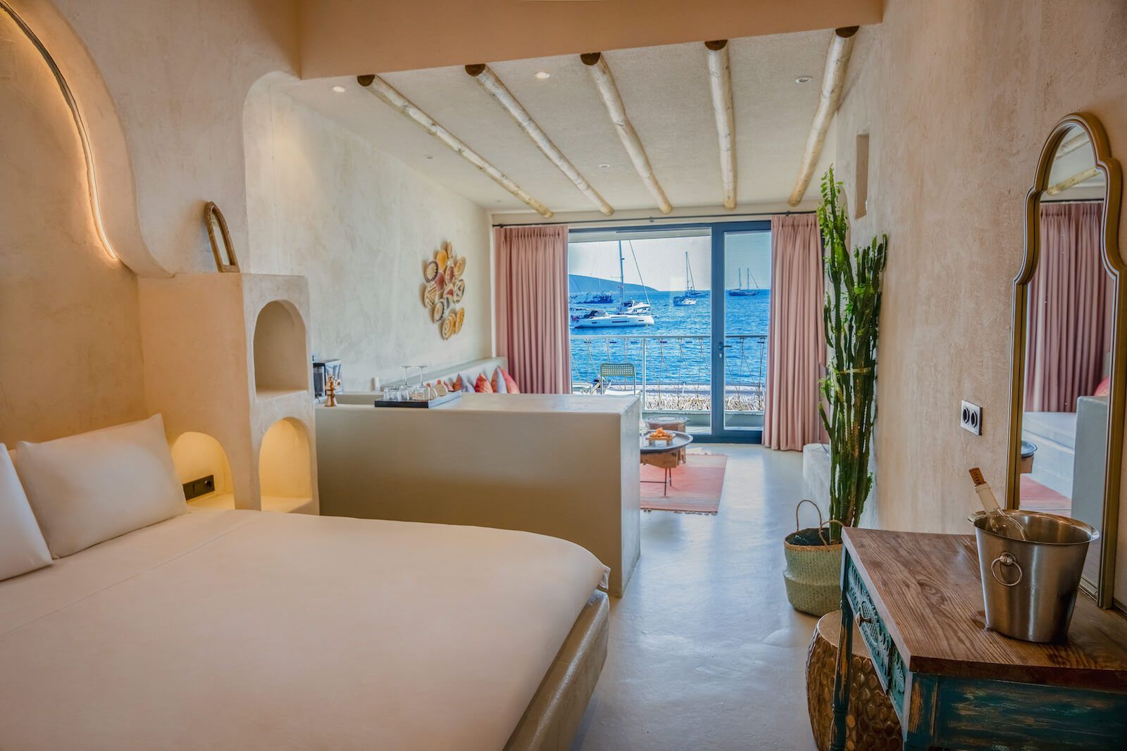 Churchill Bodrum