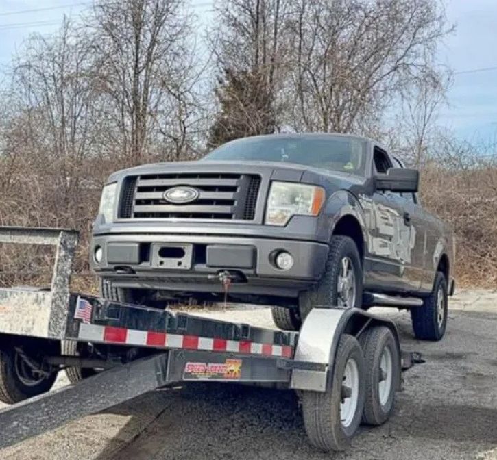 Truck on Repo Trailer in Kansas