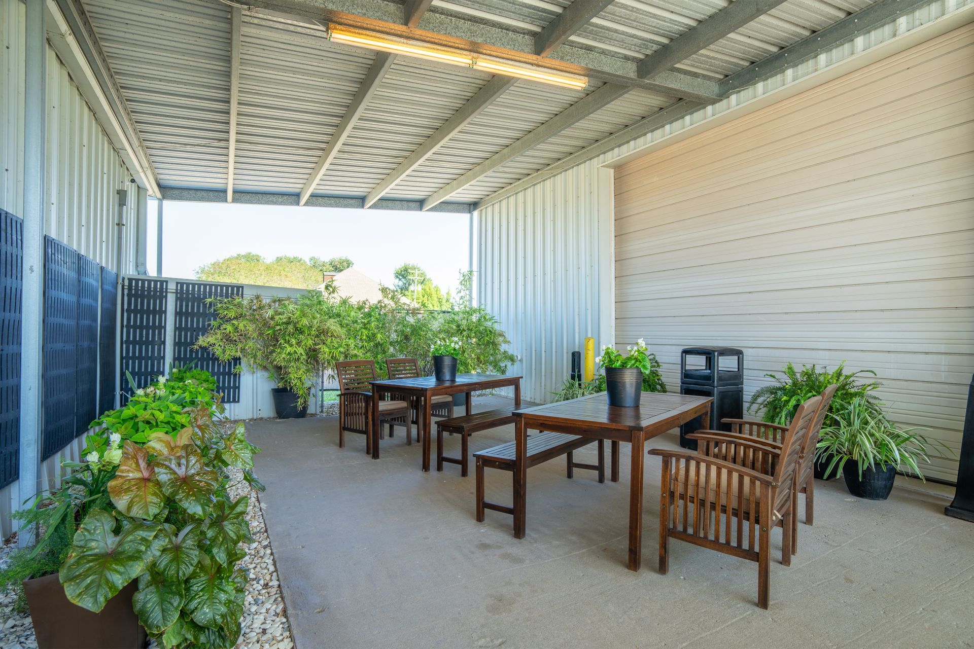 Outdoor funeral service area