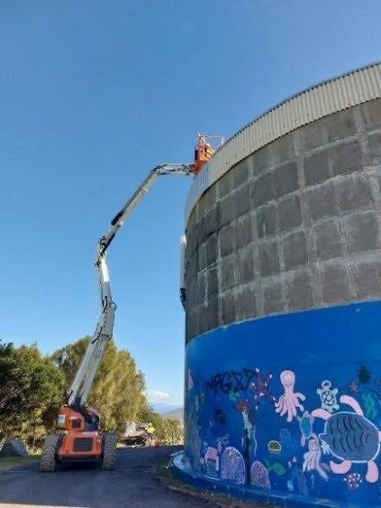 A Construction Lift With a Worker — Ovannah Hire In West Kempsey, NSW