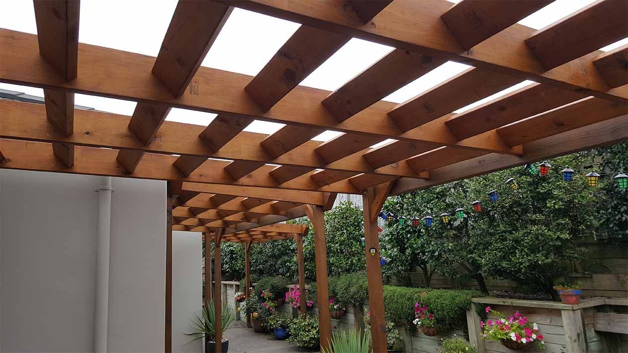 outdoor living space with pergola