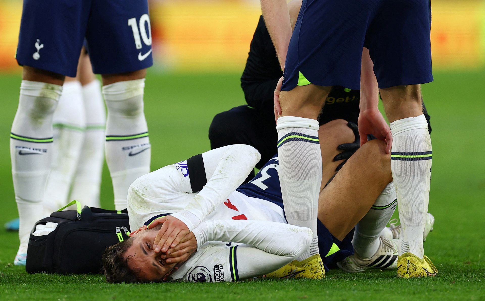 acl sports football injury, get help from apache brave sports therapy coventry