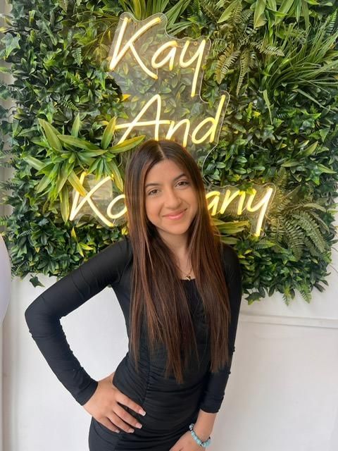 >hair and beauty salons in London muswell hill N10 | kayandkompany | organic hairdressers | meet our hair team Ipek >hair and beauty salons in London muswell hill N10 | kayandkompany | hairdressers organic | meet our team Ipek
