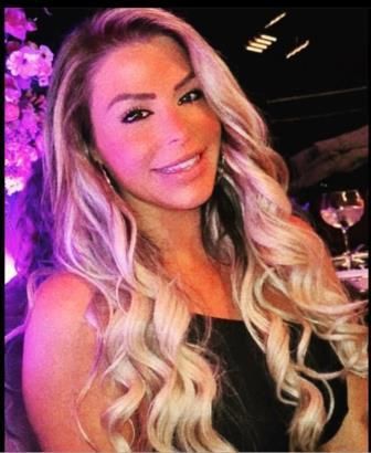 Elli hair awards hair colour technician of the year Olaplex hair treatments, long hair blow dry bar in London N10 salon kayandkompany Elli Olaplex hair treatments, long hair blow dry bar in London, Muswell Hill, London n10, n22-n8-n6-n12-kayandkompany salon Elli