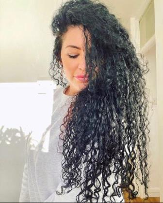 Curly hair salons, curls, wavy hair, long hair, perm hair, kayandkompany best perm salons in muswellhill, London n10, n22, north london salon perms hairdressers, perming salons