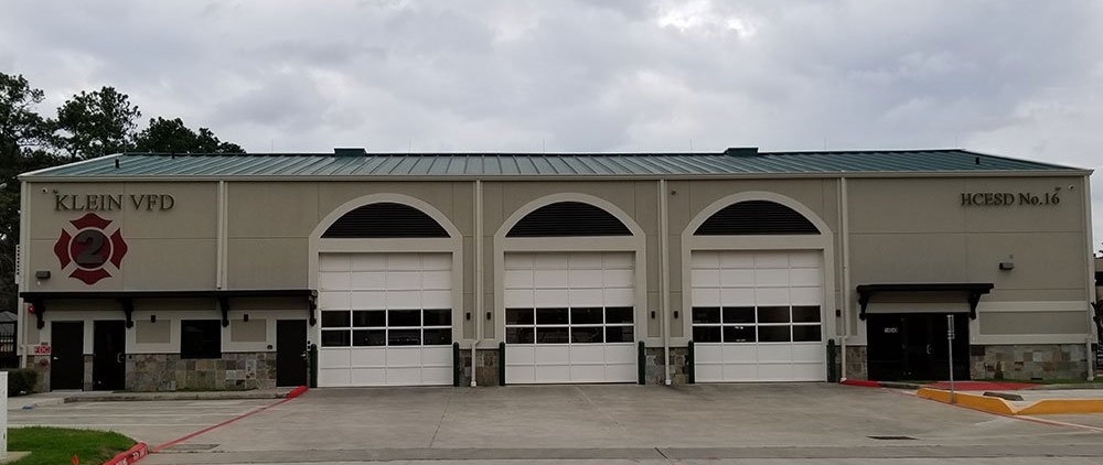A fire station says ' Klein vfd ' on it