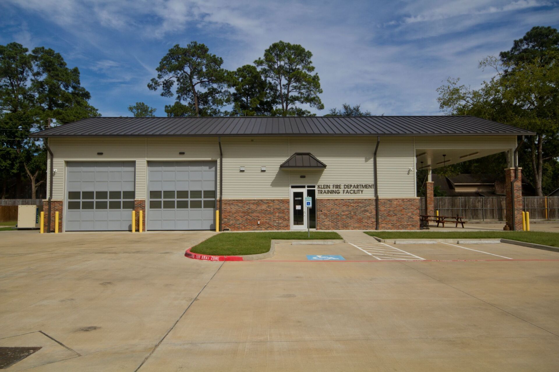 A picture of a Klein fire station