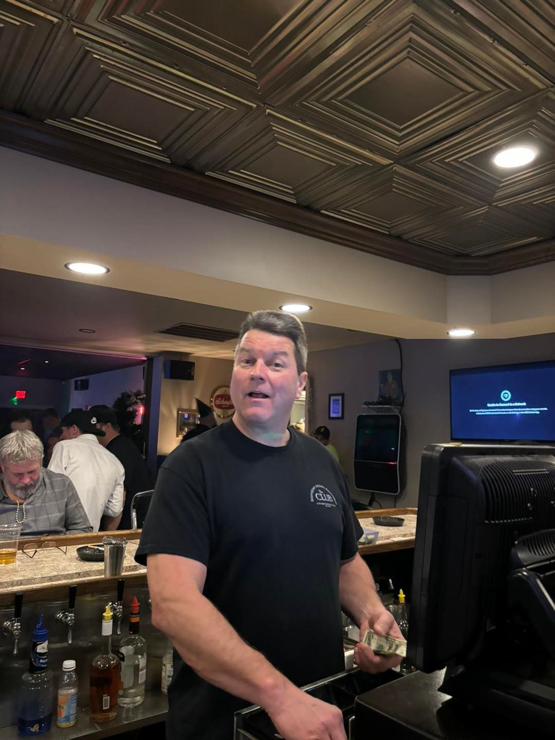 Bartender Scott