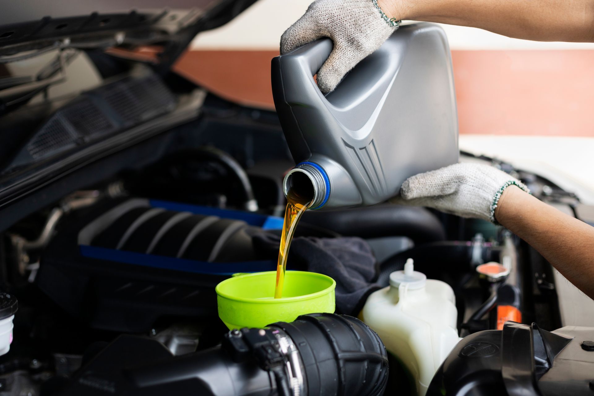 Oil Change | EZT Auto and Transmission Repair LLC