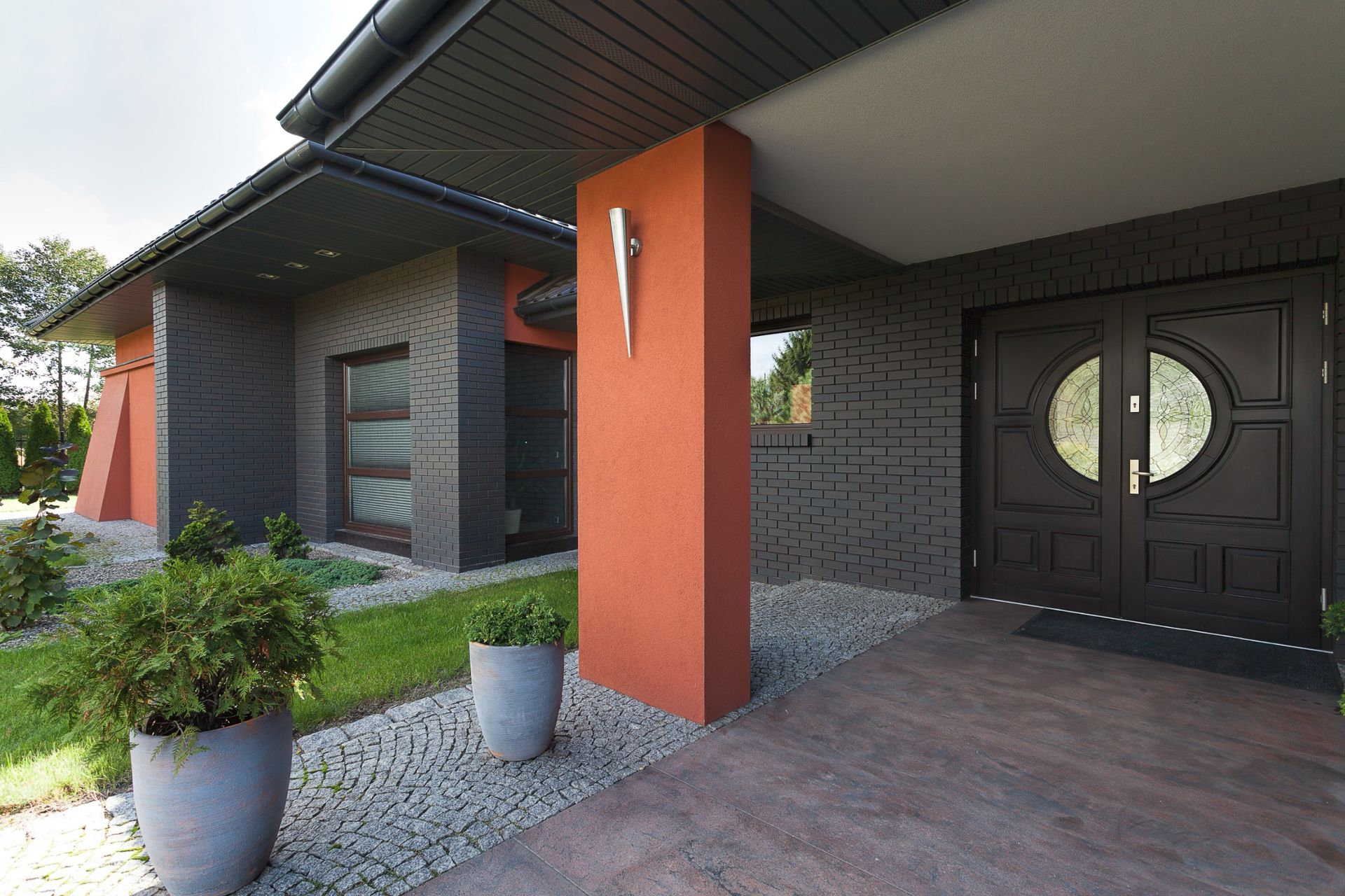 Smart front entryways with security technology and design