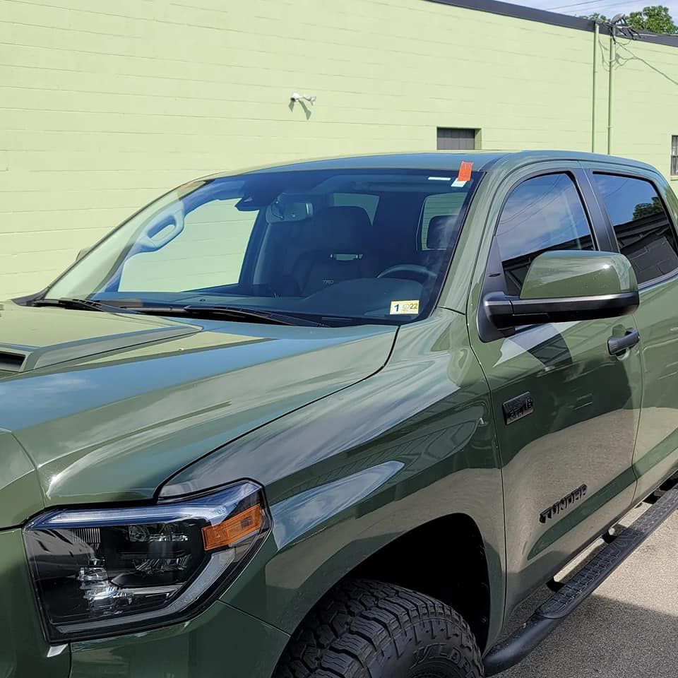 Windshield replacement in Roanoke, VA Windshield replacement in Roanoke, VA