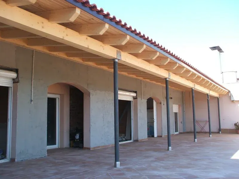 tettoia legno porticato copertura tegole