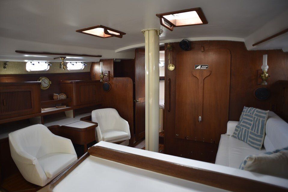 Catalina Morgan Out Island 41 Classic view from galley