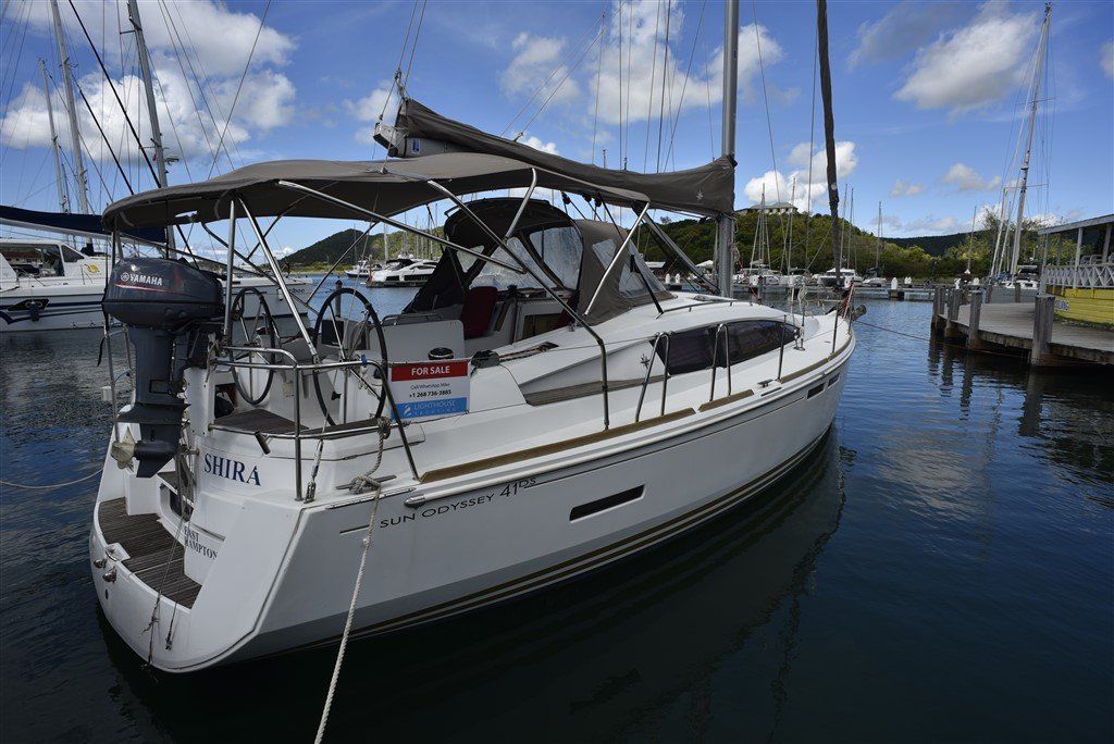 Jeanneau SO 41 DS Bimini