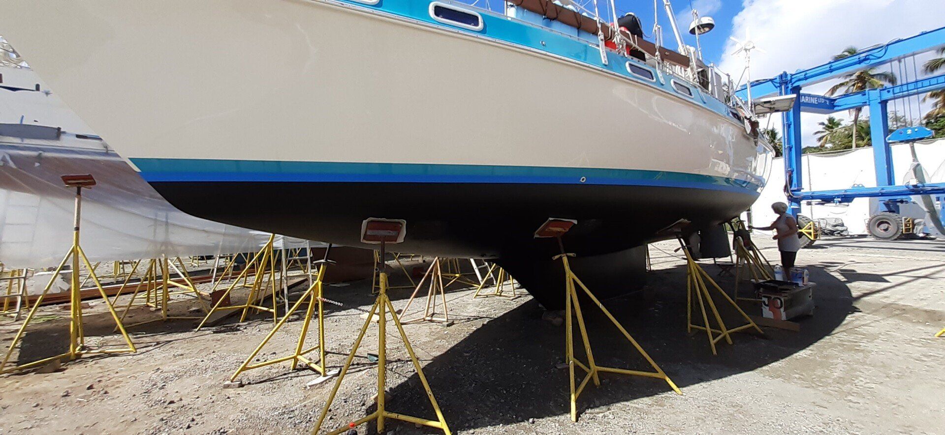 Catalina Morgan 41 Classic antifouling