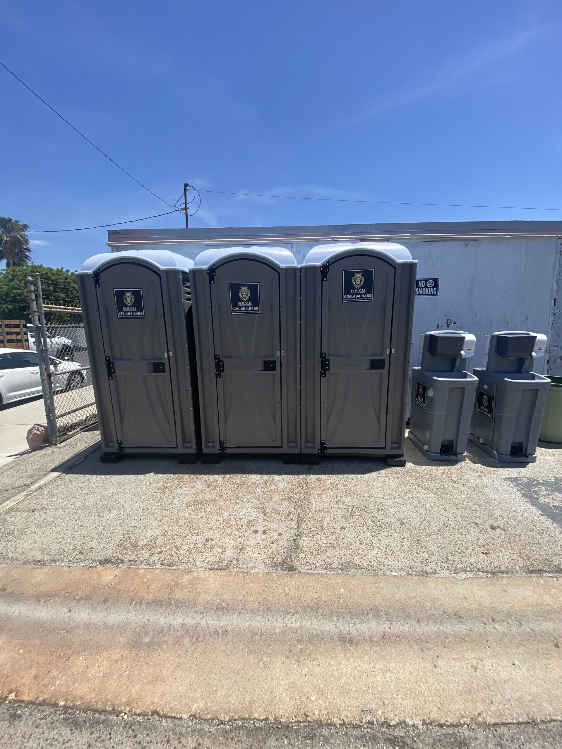 Luxury Restroom Trailer Rental Fontana, Ca Clean