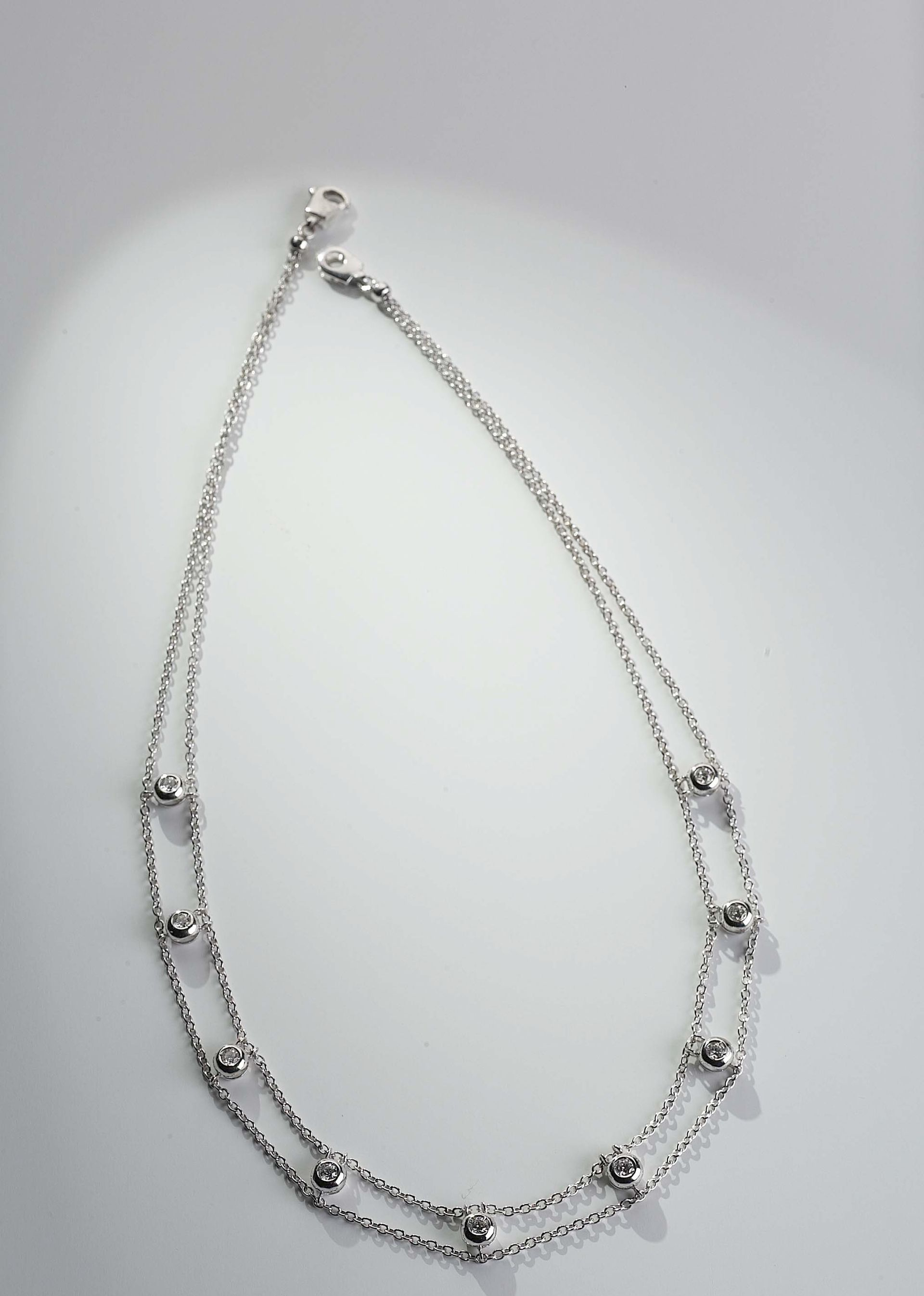COLLANA 18 KT ORO BIANCO DIAMANTI NATURALI  