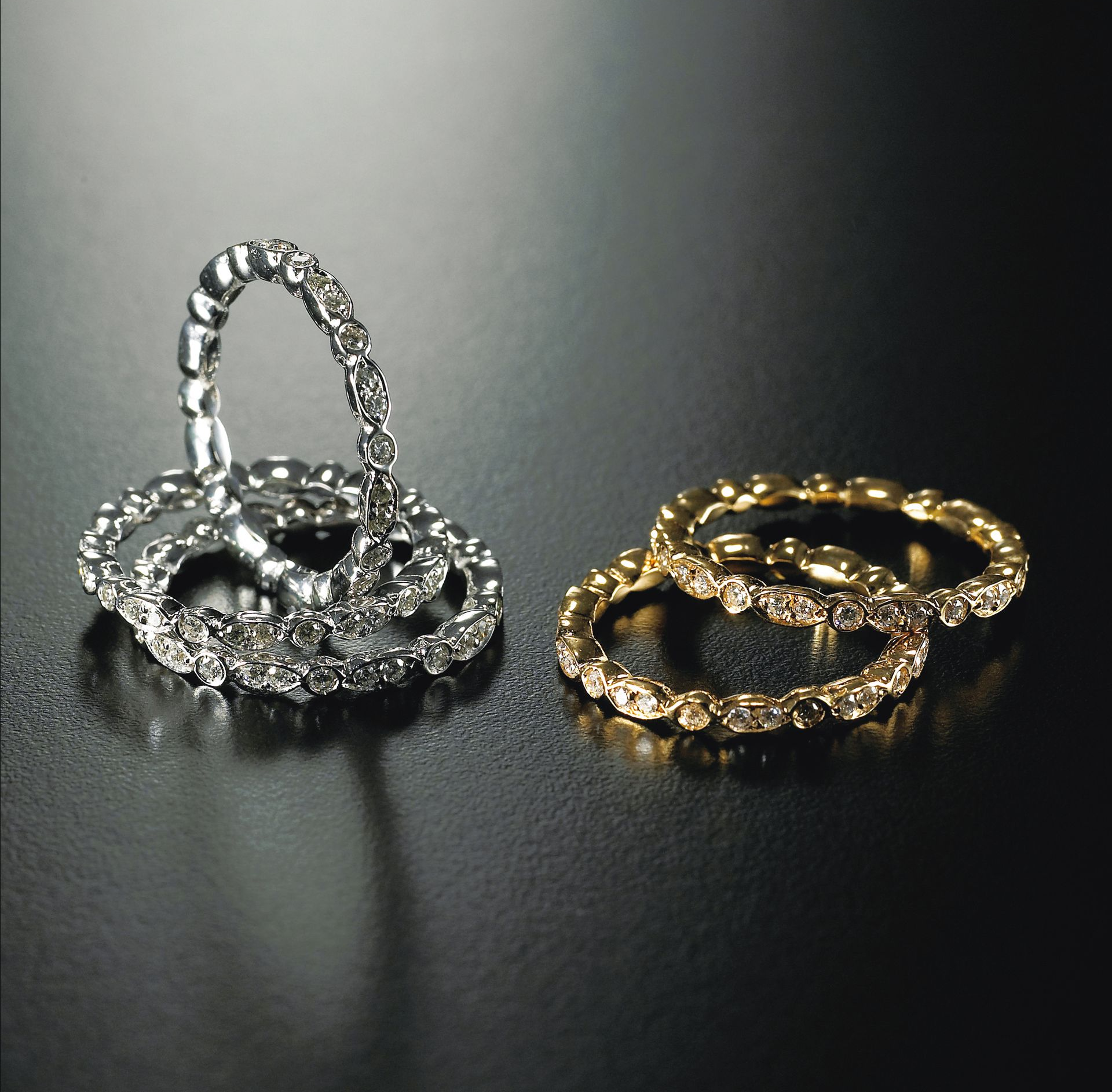 ANELLI CON DIAMANTI  ORO 18K 