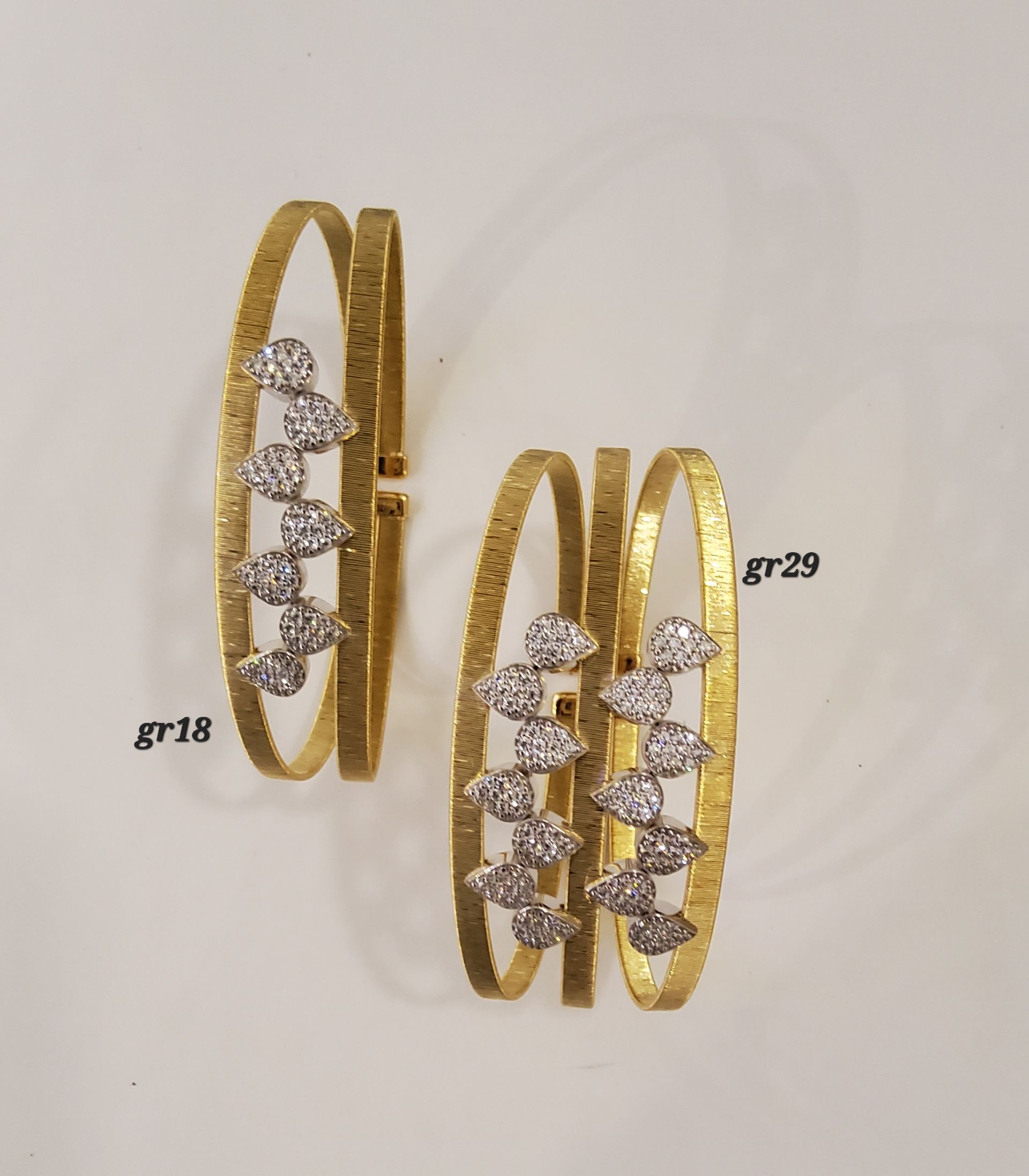 BRACCIALI CON ZIRCONI  ORO GIALLO 18K 
