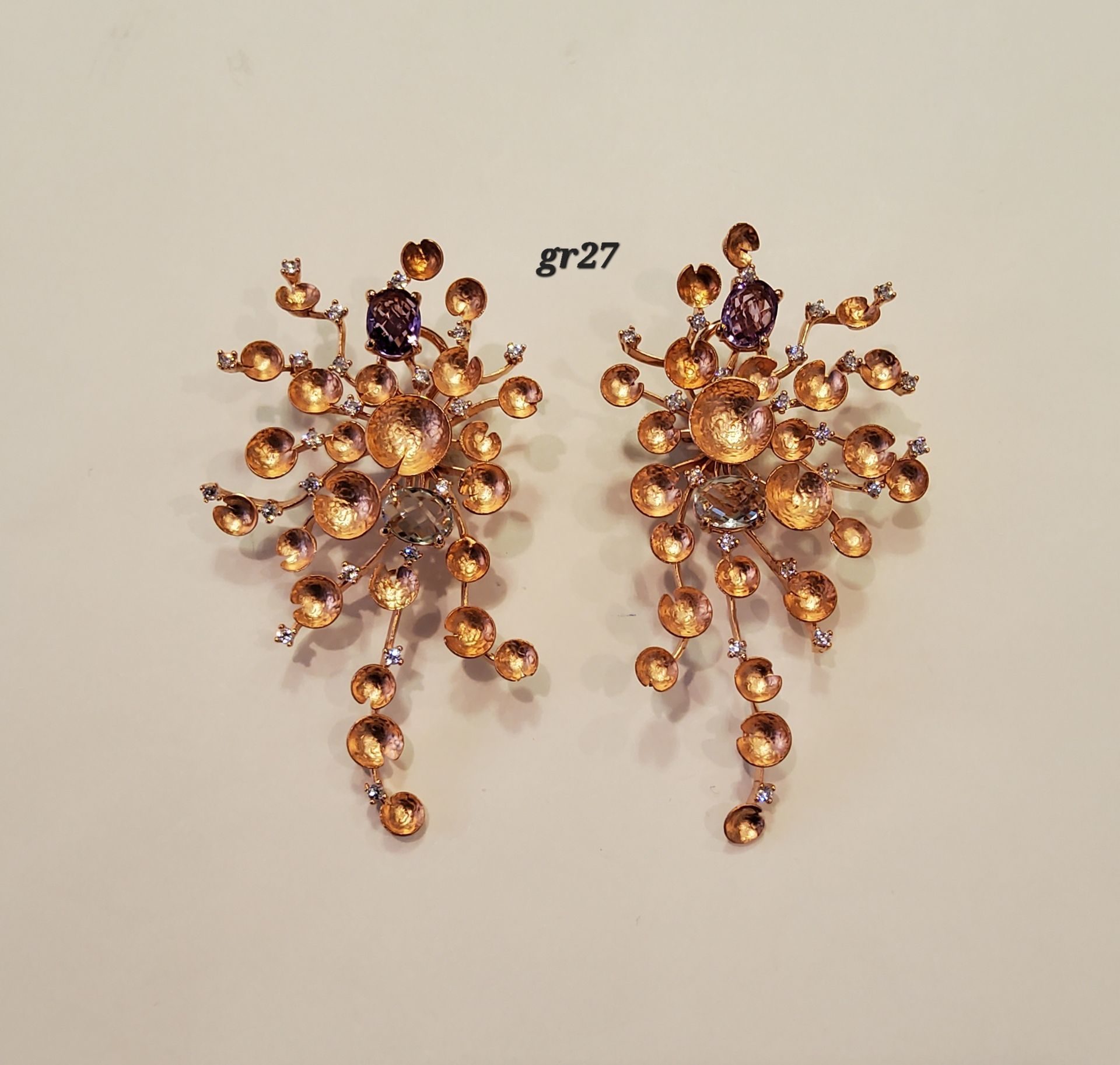 ORECCHINI PENDENTI ORO 18K E PIETRE