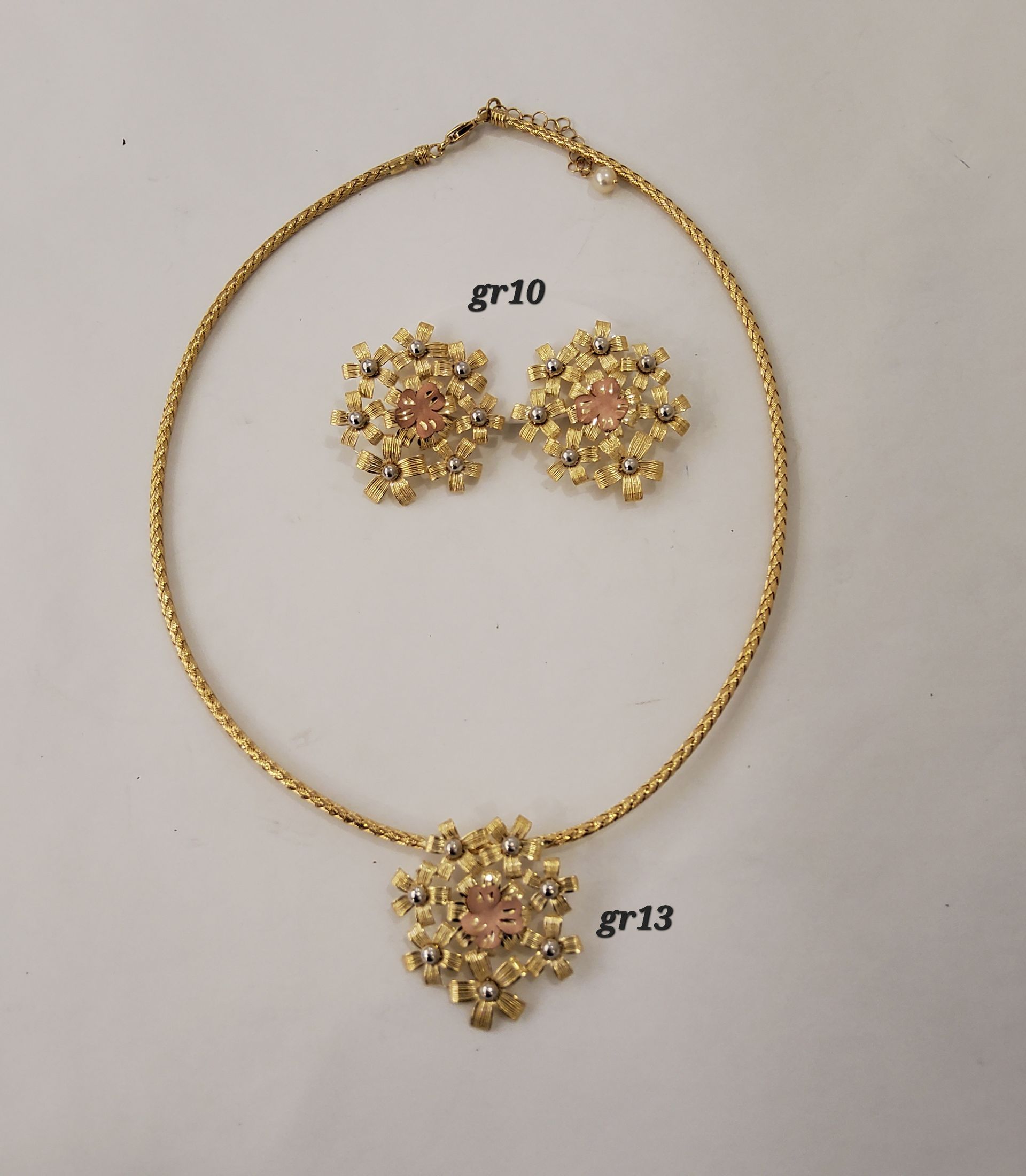 PARURE CON ORECCHINI  ORO 18K  BIANCO 