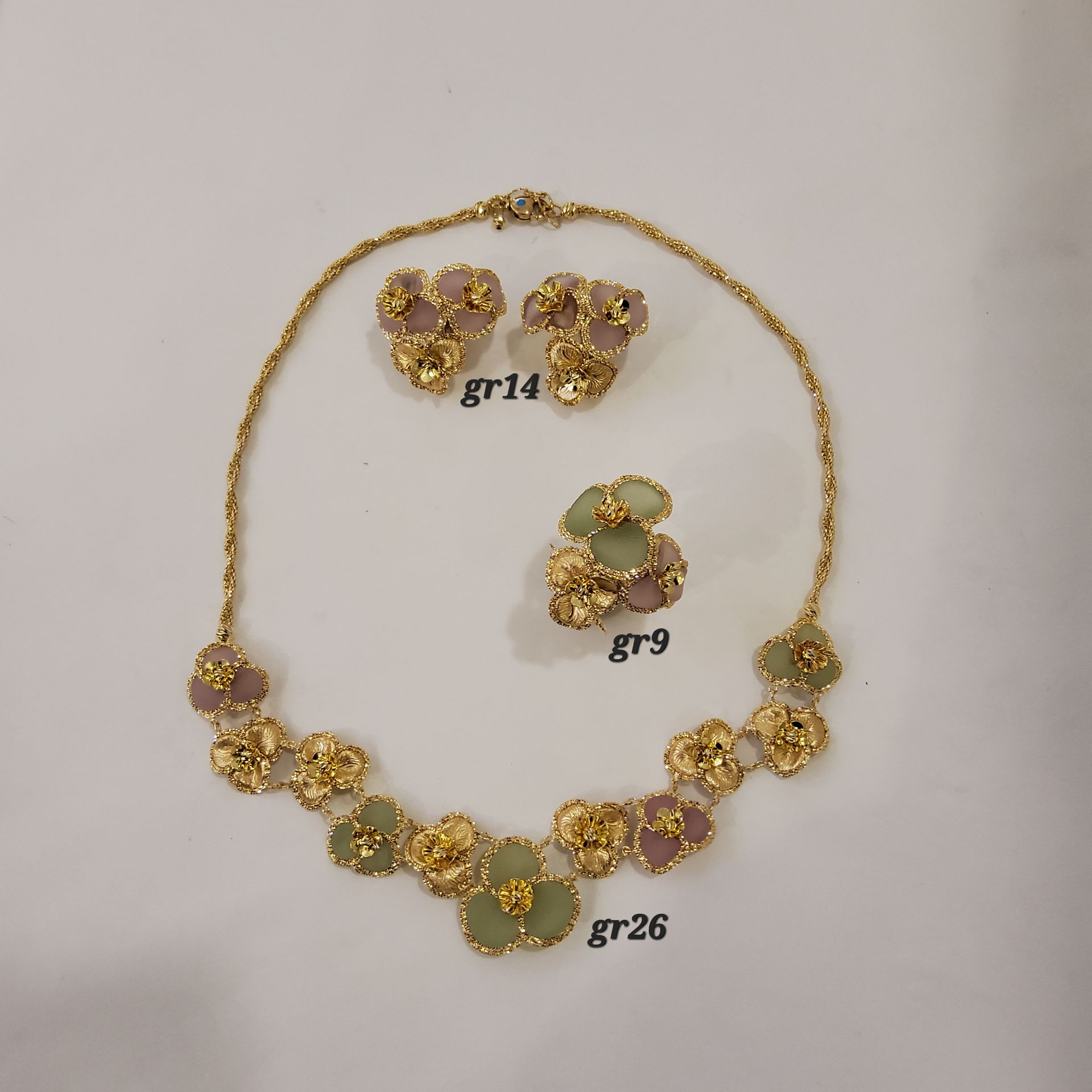 COLLANA  CON ORECCHINI E ANELLO MOTIVO FLOREALE ORO 18K GIALLO 