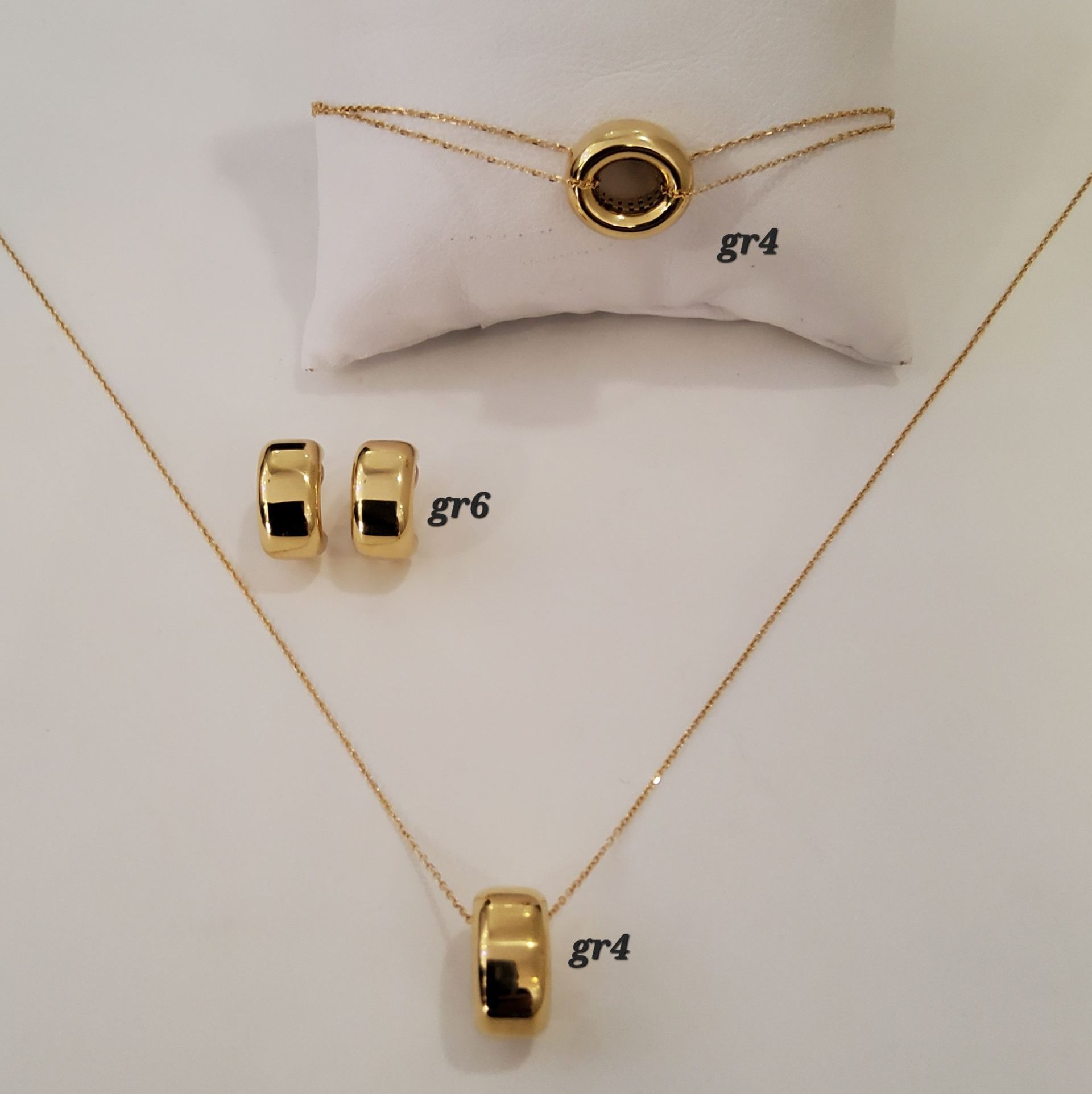 COMPLETO CON  ORECCHINI , PENDENTE E BRACCIALE ORO 18K GIALLO