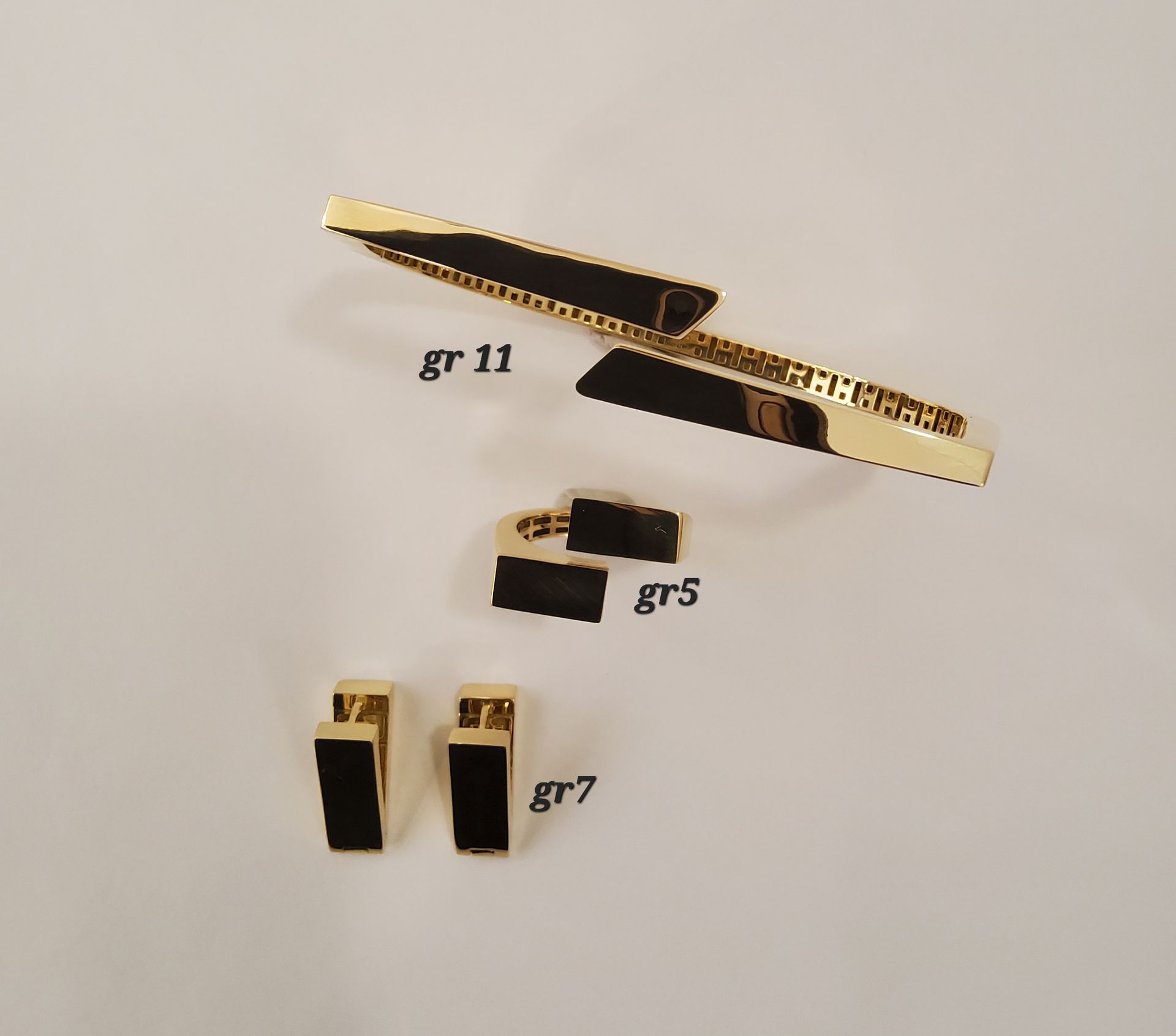 PARURE ORECCHINI, ANELLO E  BRACCIALE 18 KT LEGGERI