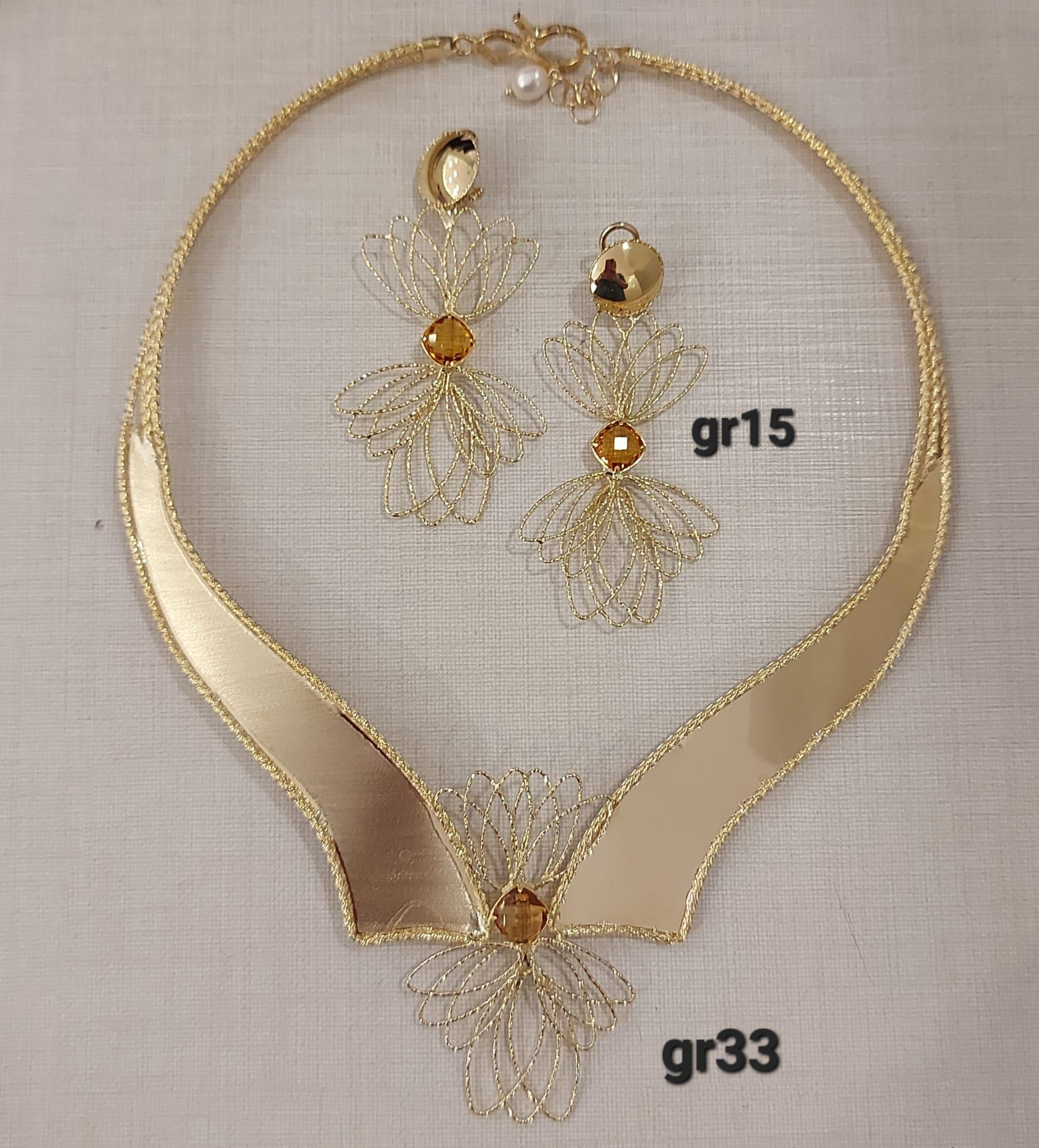 PAURE 18 KT CON COLLANA E ORECCHINI 