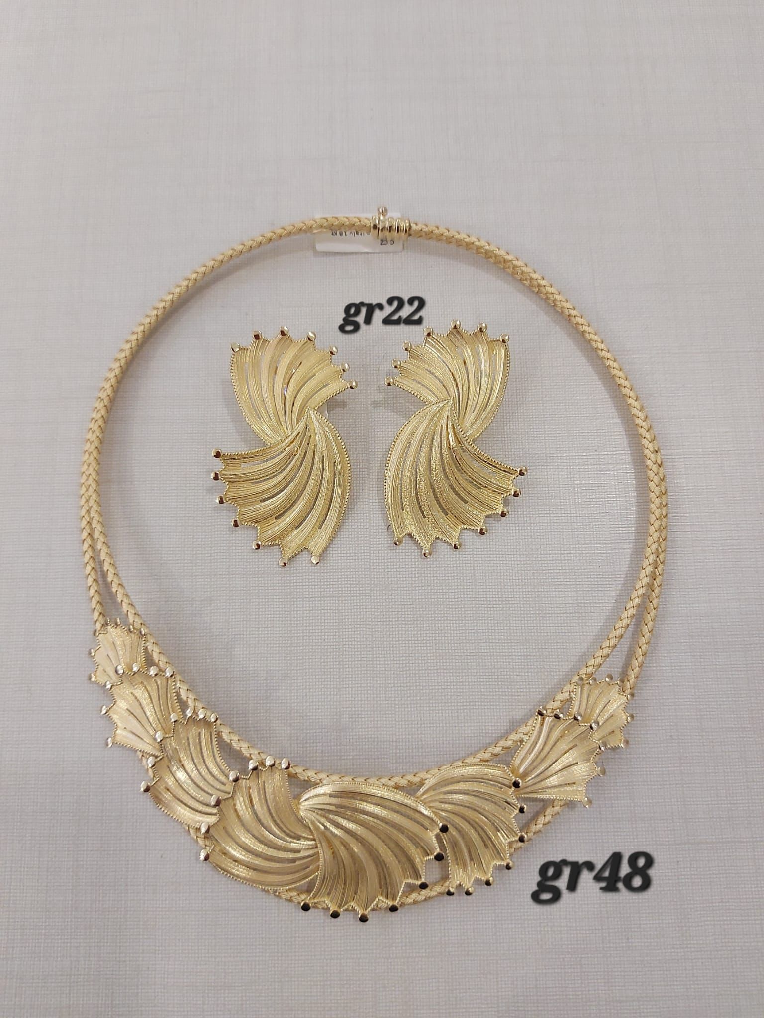 PARURE CON COLLANA E ORECCHINI ORO GIALLO  18K  