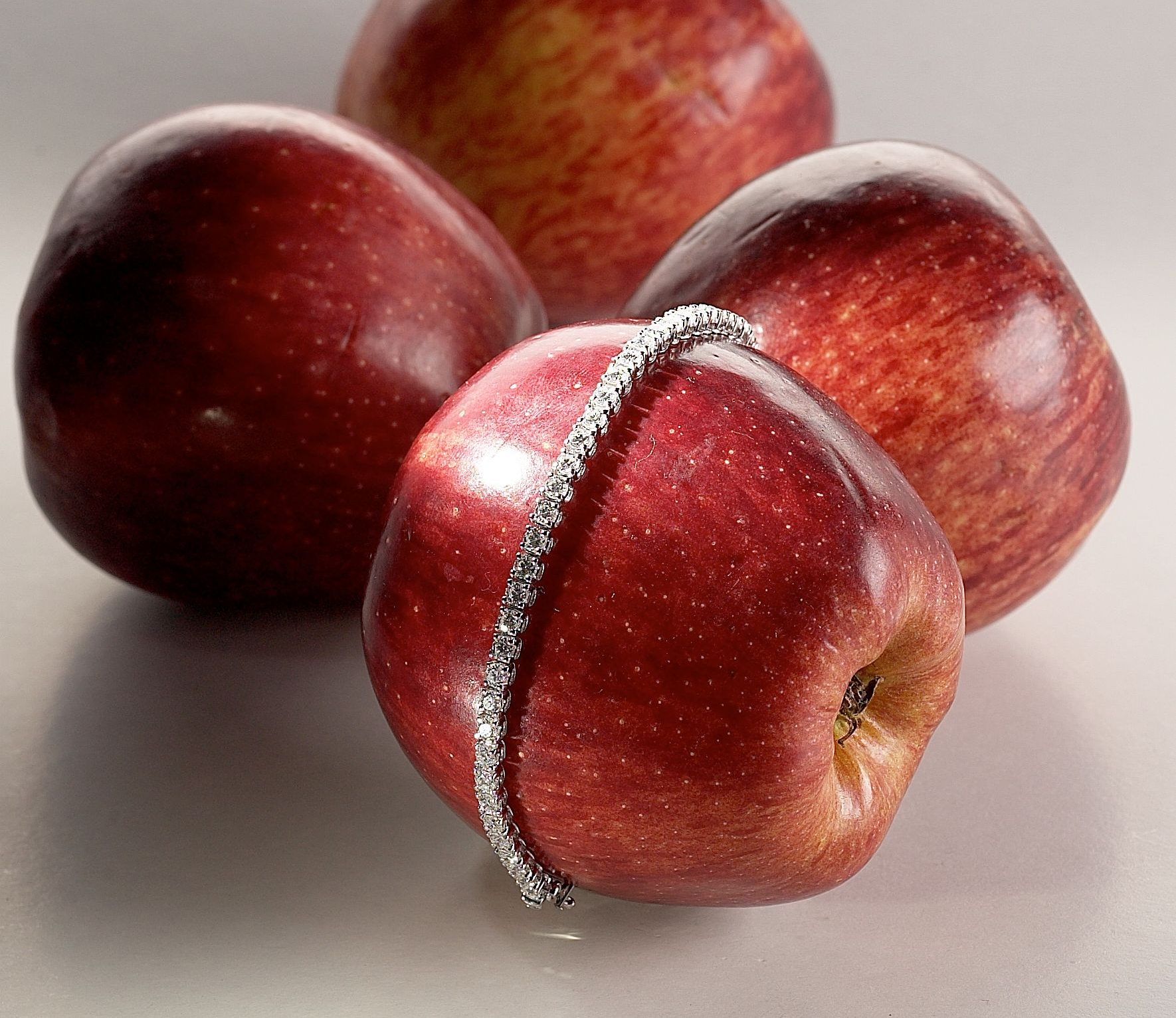 BRACCIALE TENNIS 18 KT ORO BIANCO DIAMANTI NATURALI 