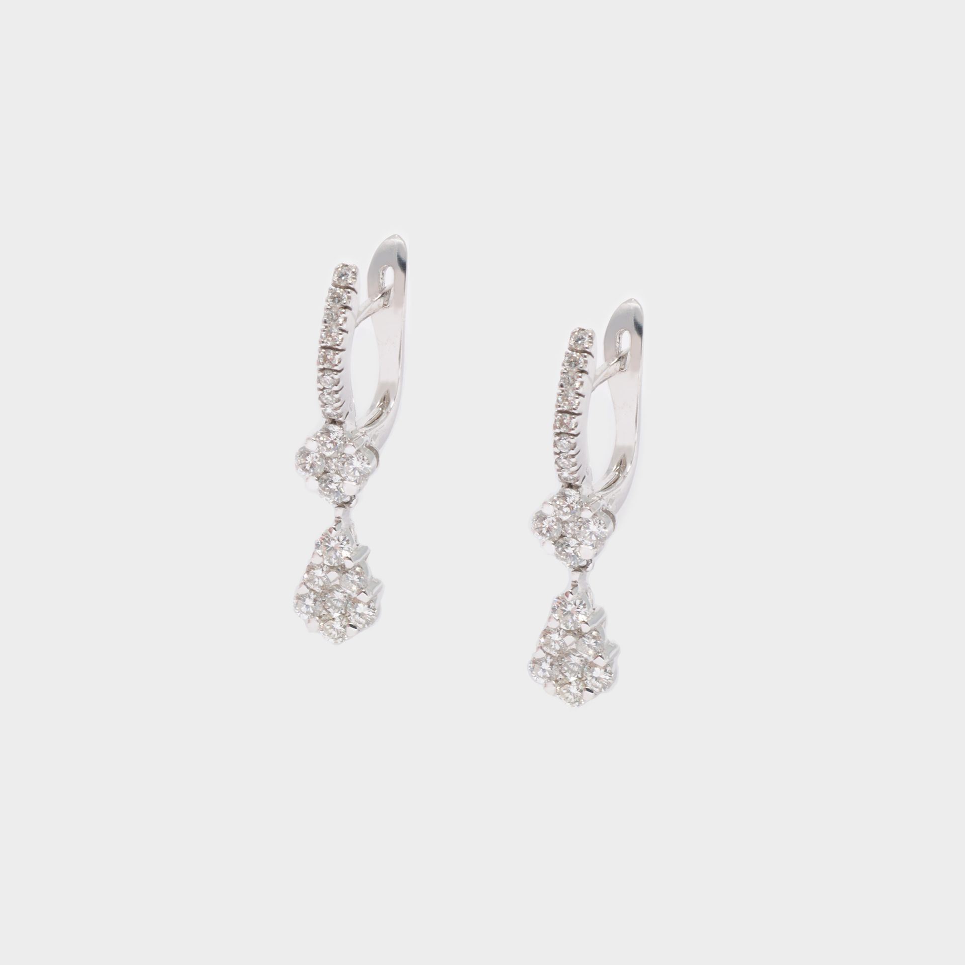 ORECCHINI  18 KT PENDENTI MICROFUSIONE CHIUSURA MONACHELLA CON DIAMANTI