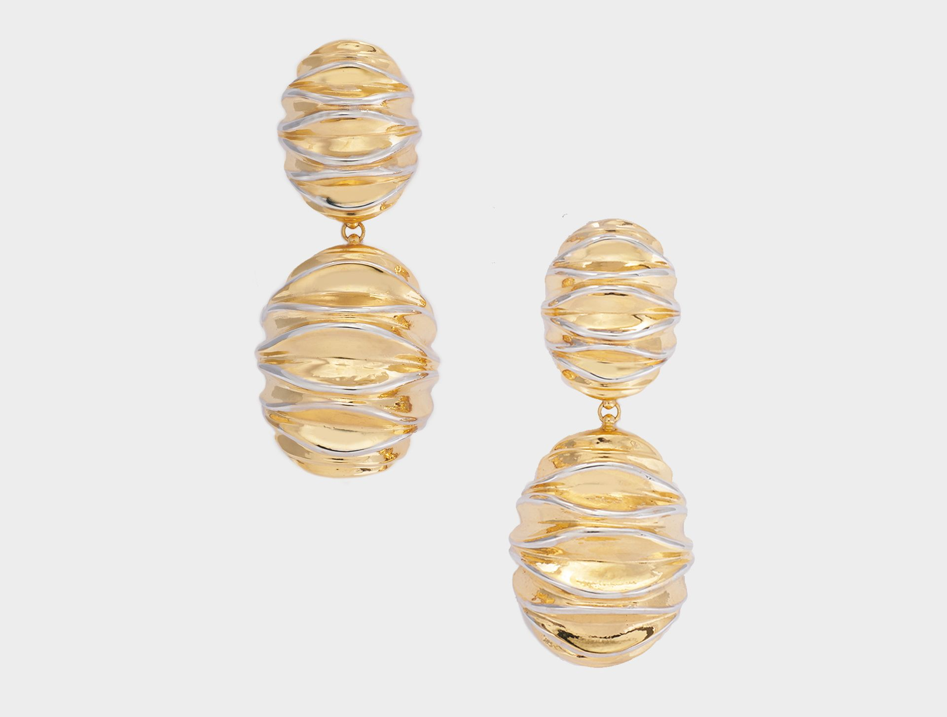 ORECCHINI  18 KT ELETTROFORMAUTURA PENDENTI  CHIUSURA OMEGA CLIP