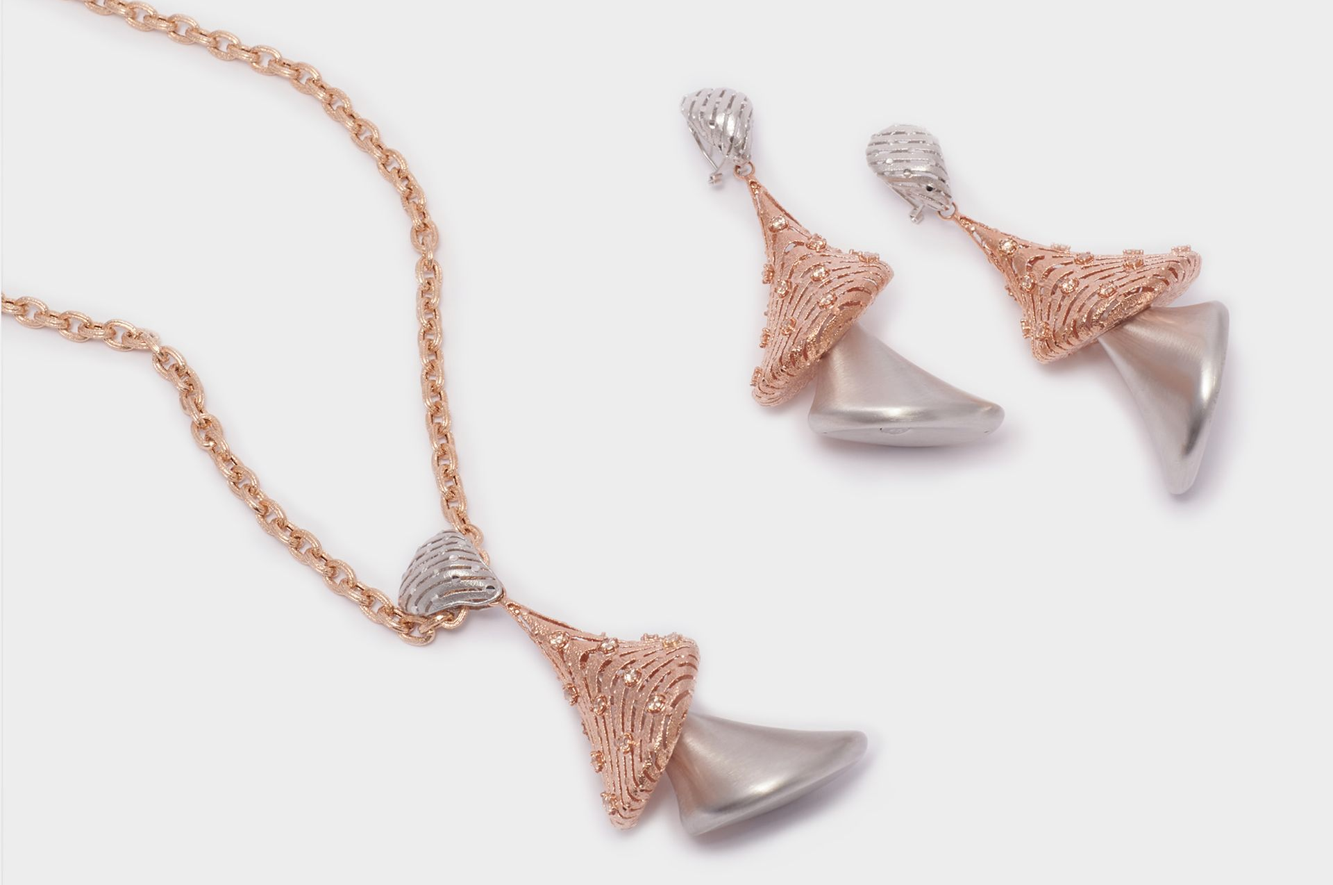PARURE BICOLORE COLLANA CON ORECCHINI ORO ROSA E BIANCO 18 KT