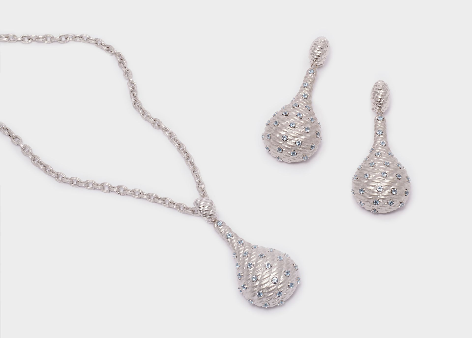 PARURE ORECCHINI  E PENDENTE ORO BIANCO 18K 