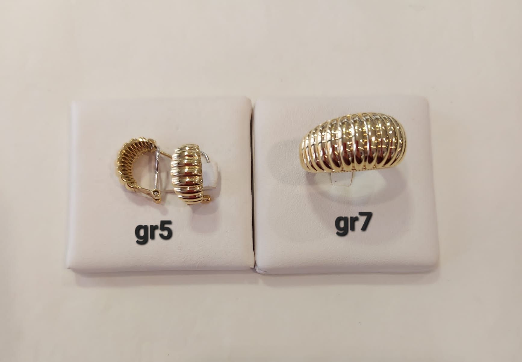 ANELLO E ORECCHINI ORO GIALLO 18K 