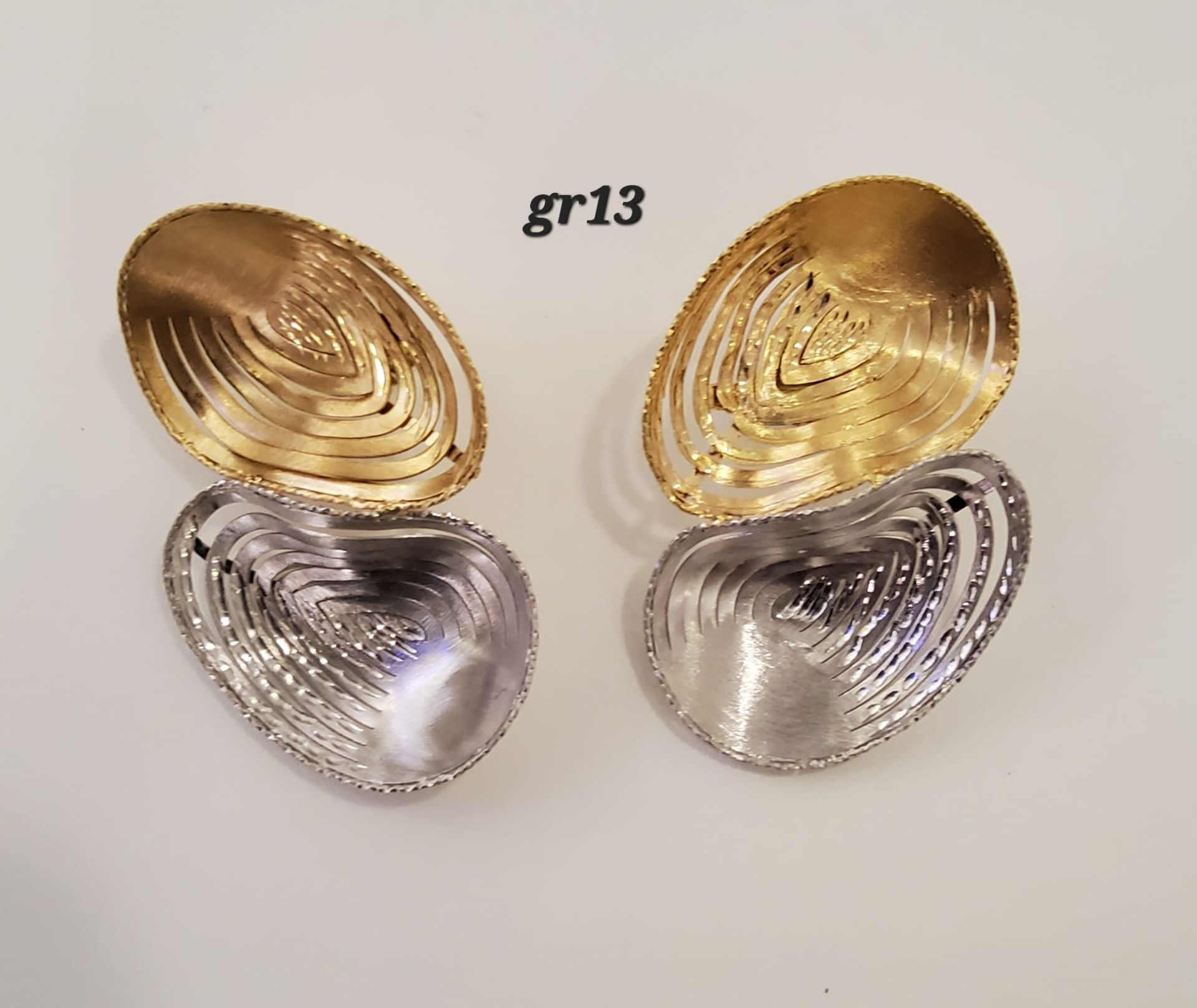 ORECCHINI PENDENTI  18 KT BICOLORE  ESOTICO