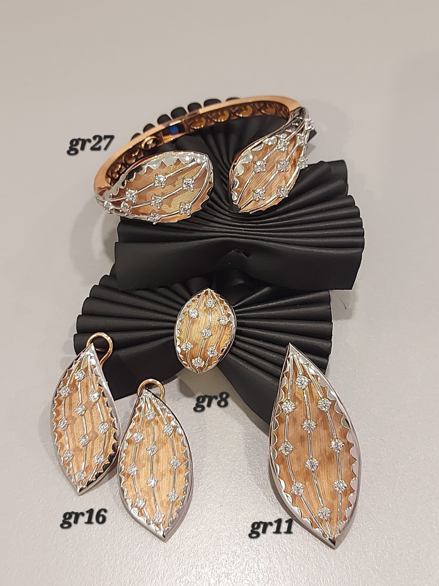 COMPLETO ORO 18K BRACCIALE, ORECCHINI, ANELLO E 